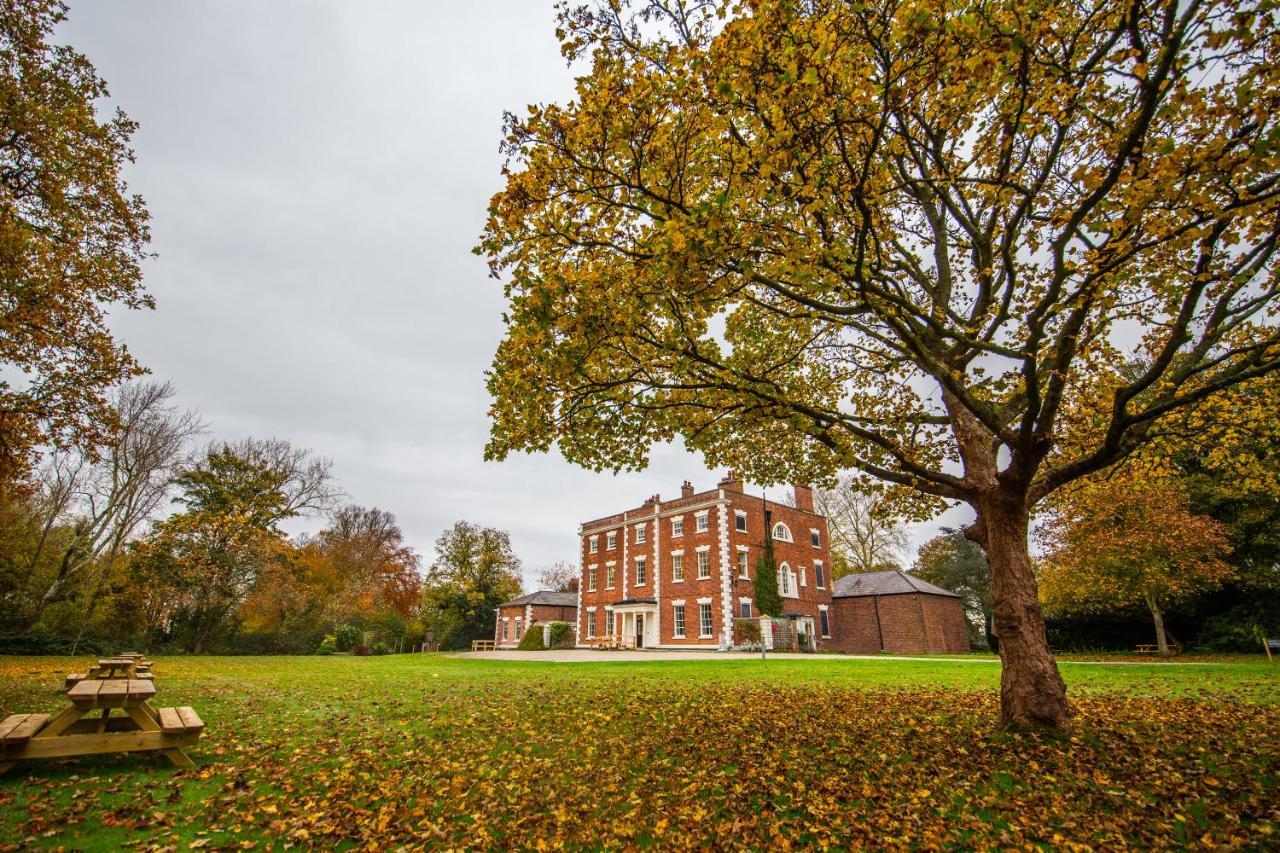 Yha Chester Trafford Hall Dunham-on-the-Hill Exterior foto